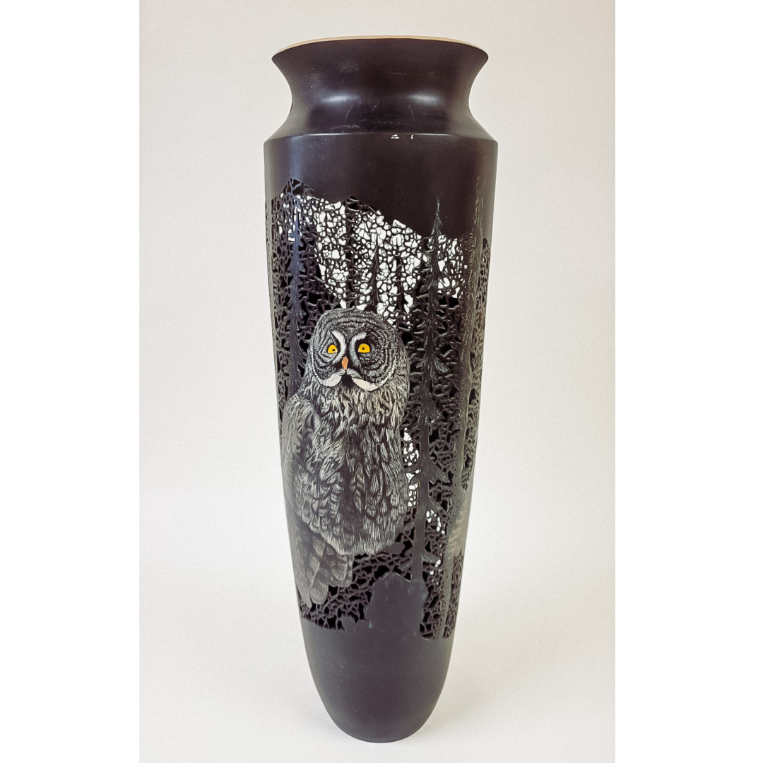 Frank Sudol Owls 2006 Saskatchewan birch Vase